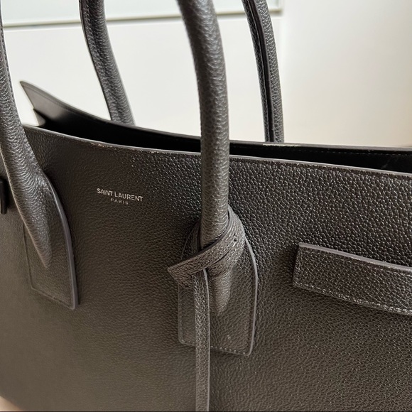Yves Saint Laurent Sac De Jour Small - Picture 9 of 10